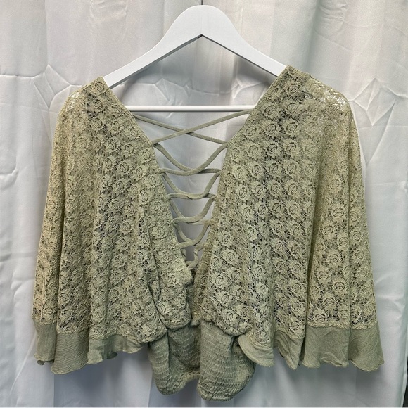 NWT Buckle lace-Up Green Lace Boho Top - Picture 2 of 4